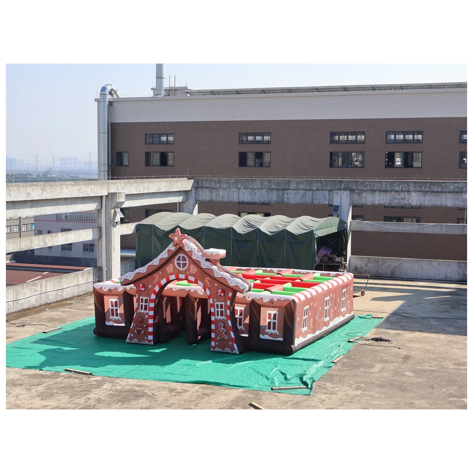 Large Gingerbread Inflatable M - Kids Outdoor Venues recension och pris