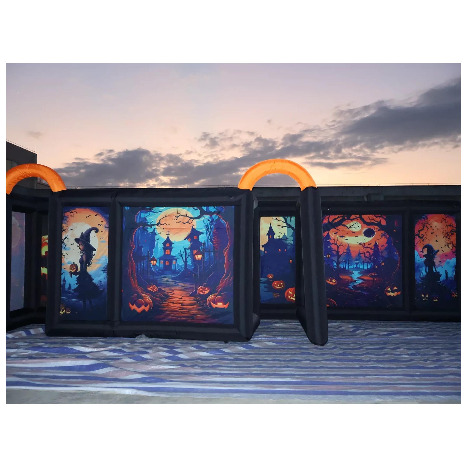 Large Dual Orange Arch Hallowe - Kids Outdoor Venues recension och pris